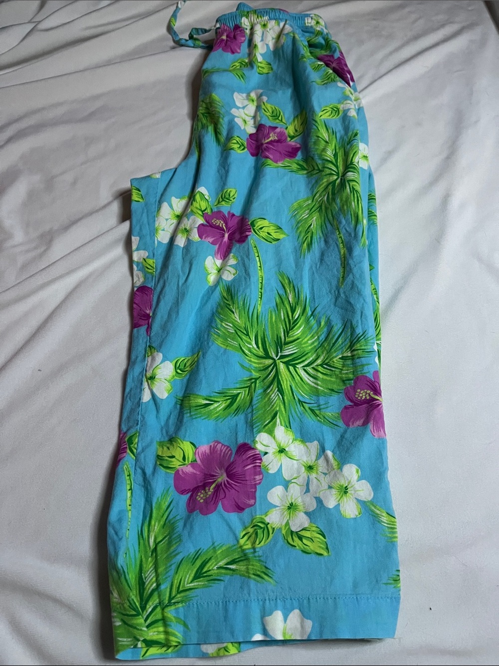 Pappagallo Petite Floral Capris - Picture 3 of 7